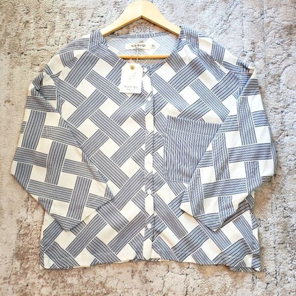 Nice Things Small Oversized Long Sleeve Print Cropped Button Up Top - Picture 1 of 16